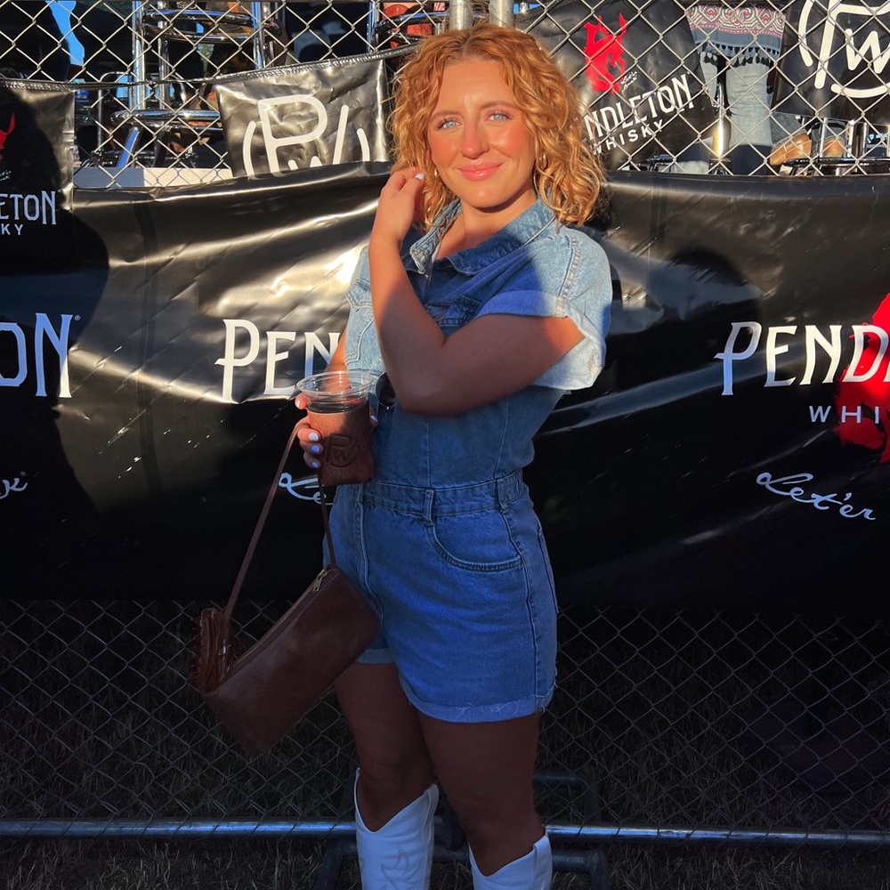 Meet your Posher, Keaton